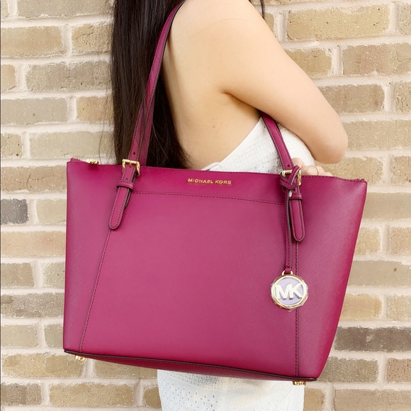 SALE‼️‼️‼️🥰-NWT Michael Kors Tote - Picture 2 of 4